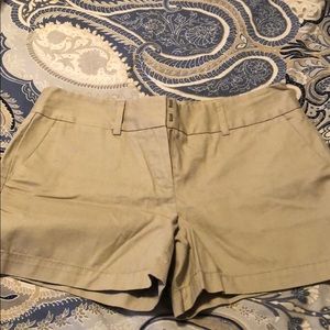 Loft New with Tags- Khaki 4” shorts